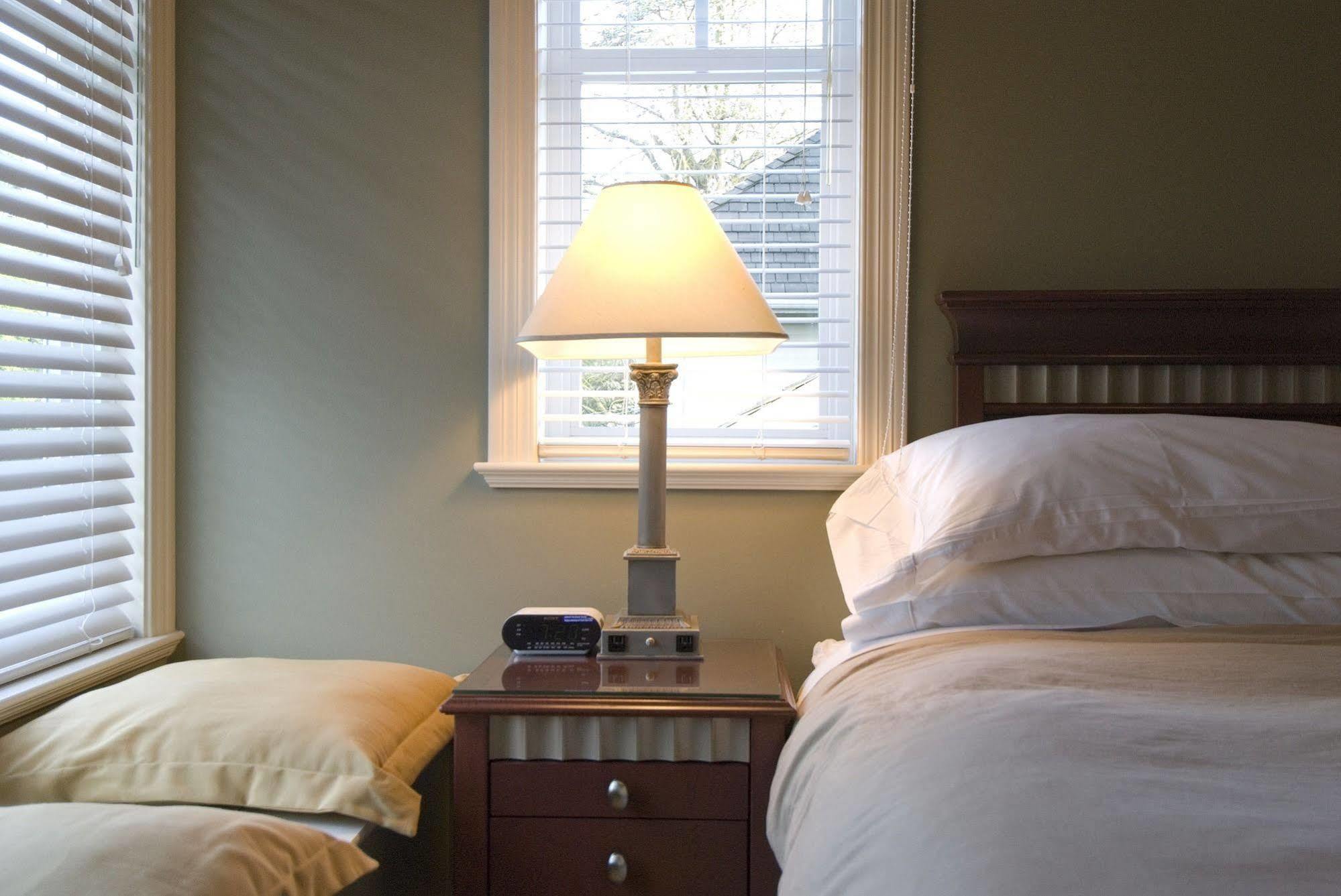 Granville House Bed And Breakfast (Adults Only) Ванкувер Экстерьер фото